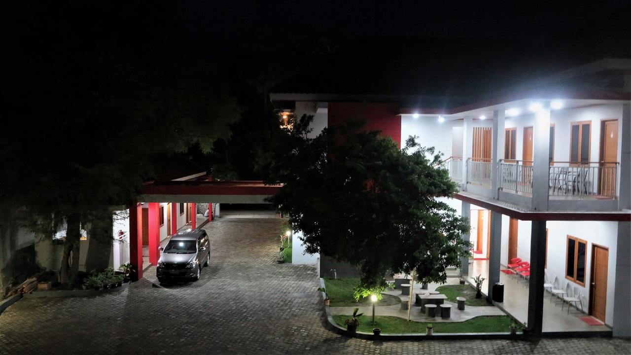 Tanto Hotel Waingapu Zewnętrze zdjęcie