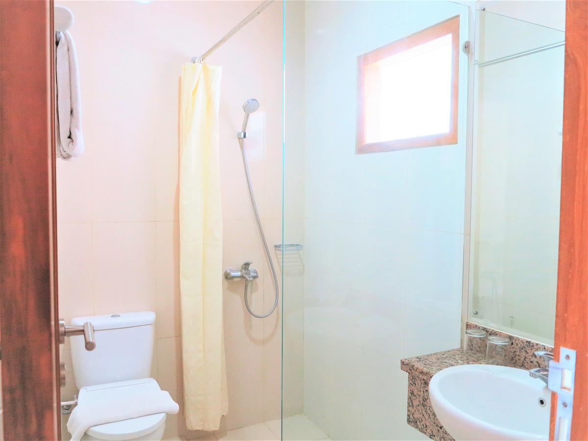 Tanto Hotel Waingapu Zewnętrze zdjęcie