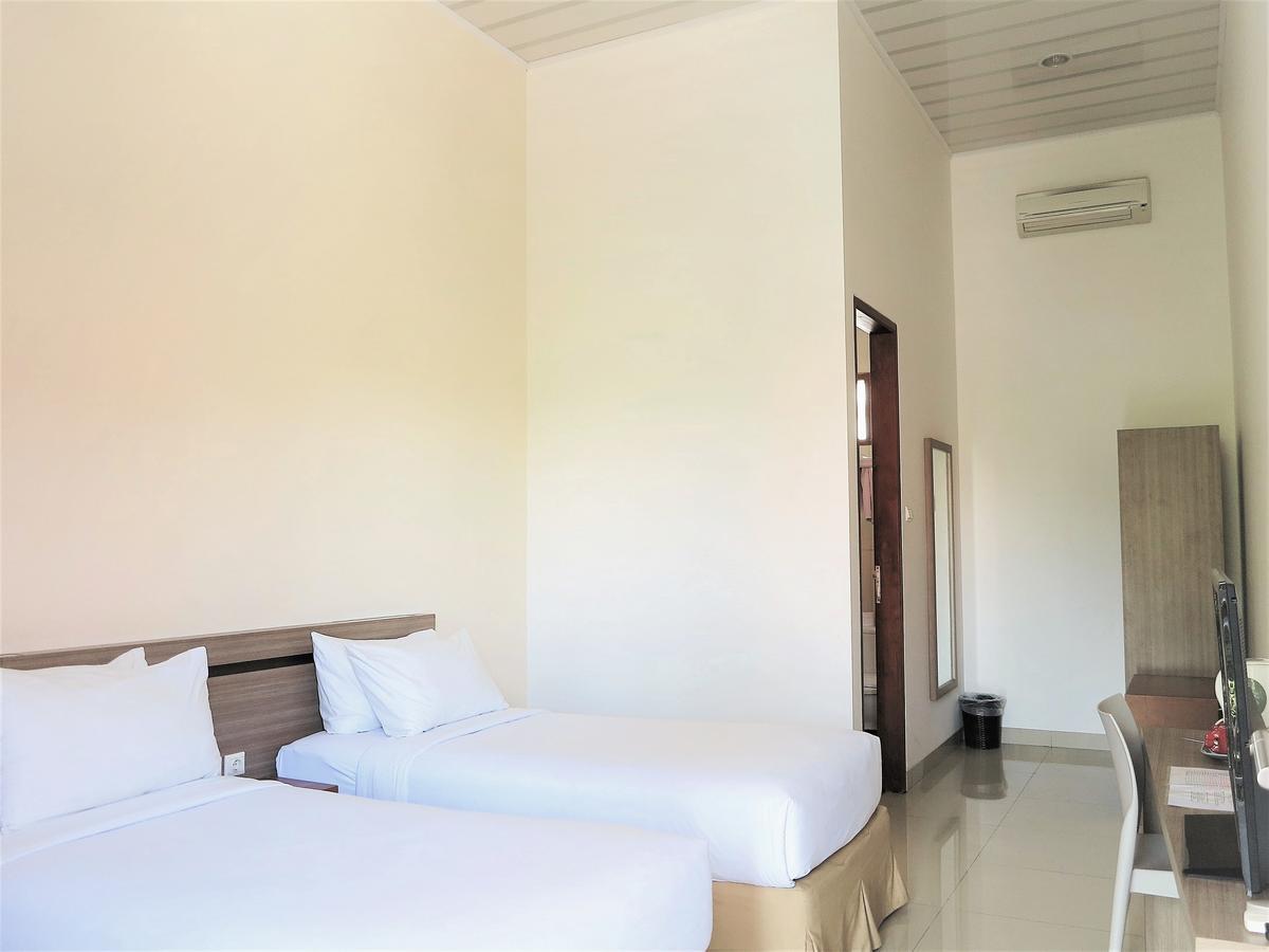Tanto Hotel Waingapu Zewnętrze zdjęcie